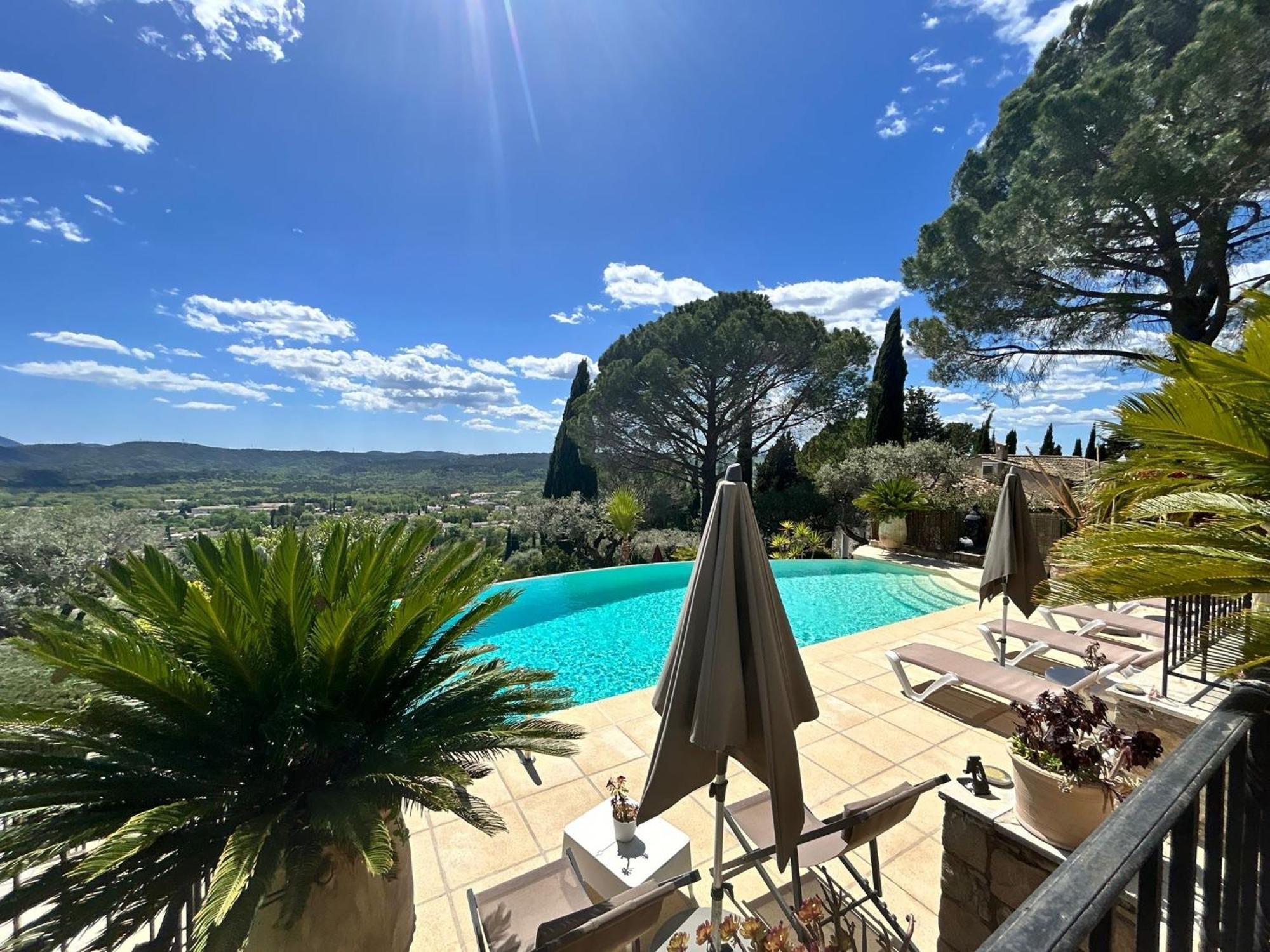 Les Lodges De Saint Cassien 2 Montauroux Exteriér fotografie
